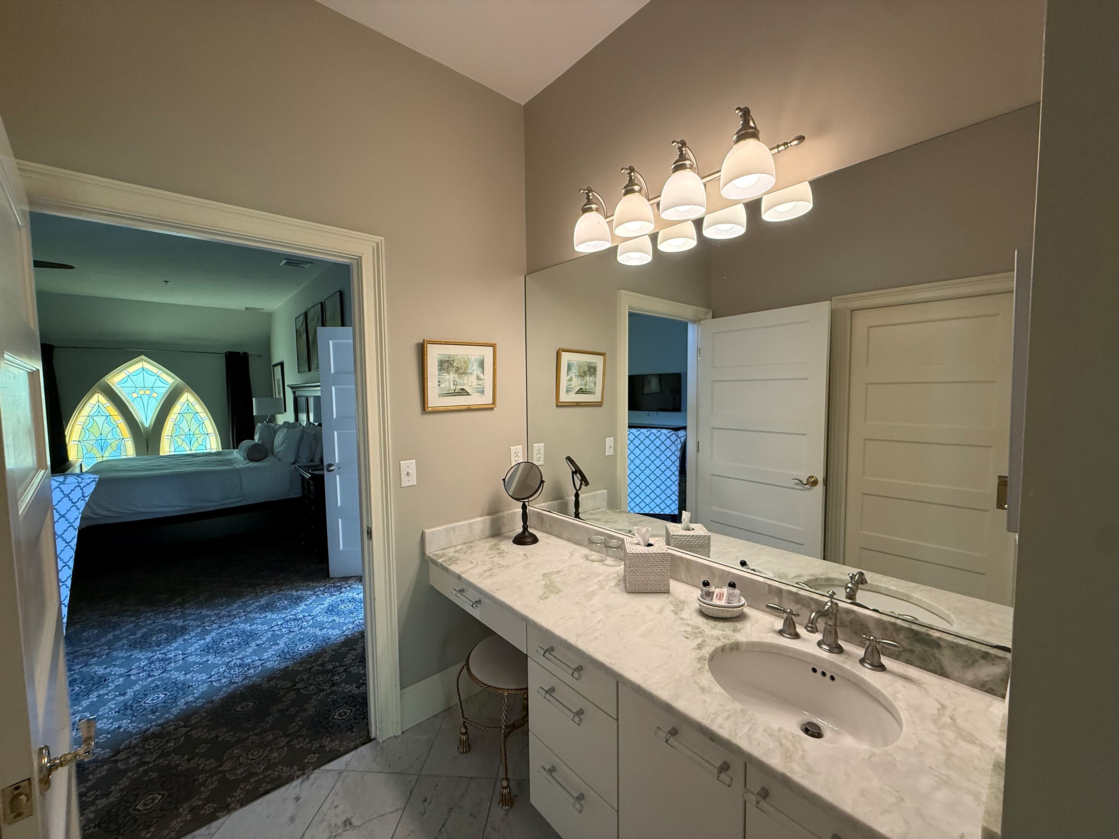 Barbit Bathroom Dressing